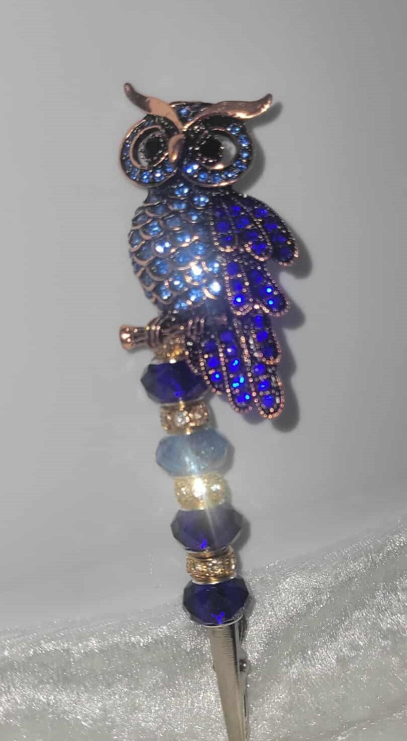 Night Watcher Beaded Roach Clip – Sapphire Owl Edition