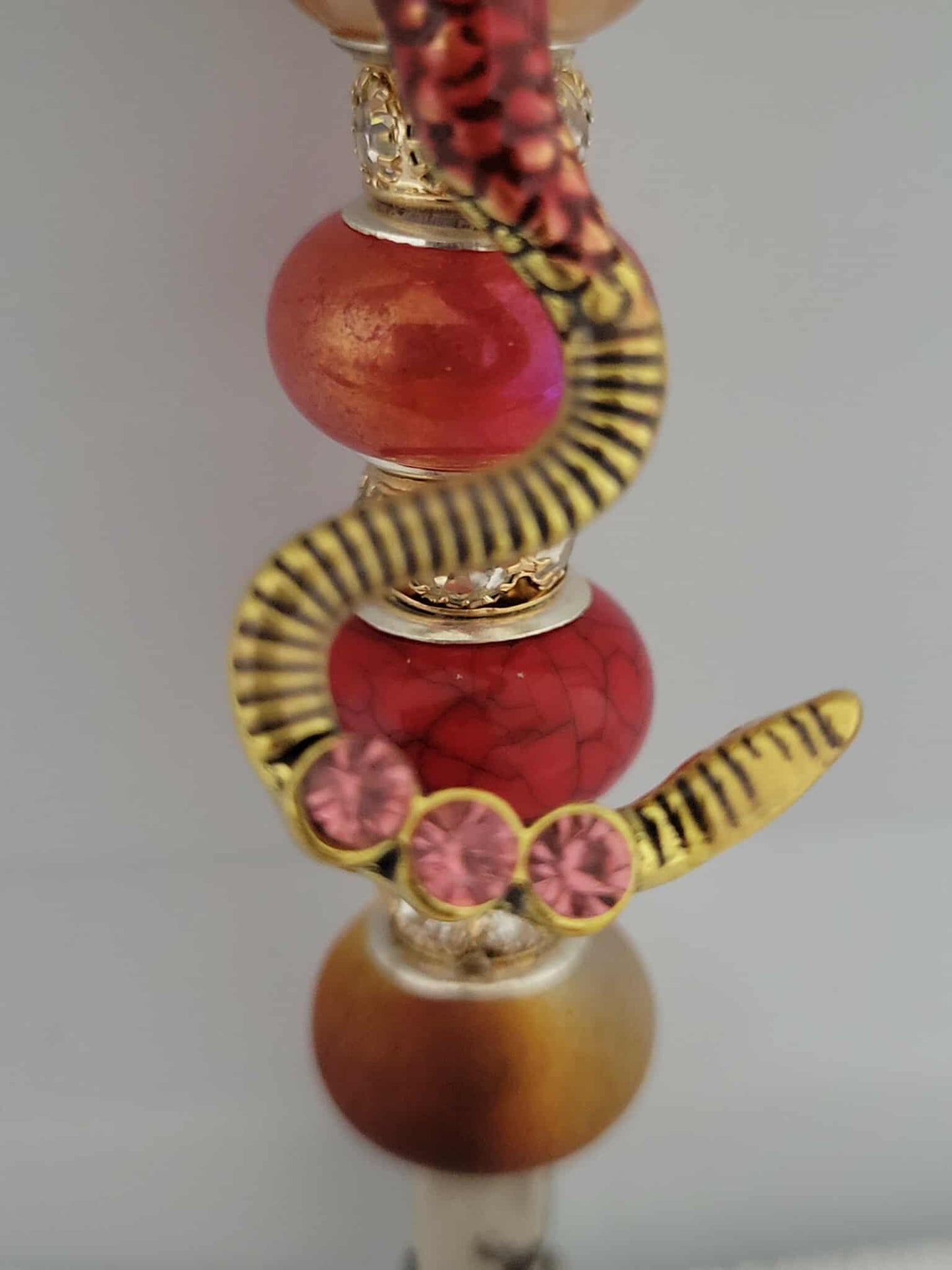 Blaze Breather Beaded Roach Clip – Crimson Dragon Edition