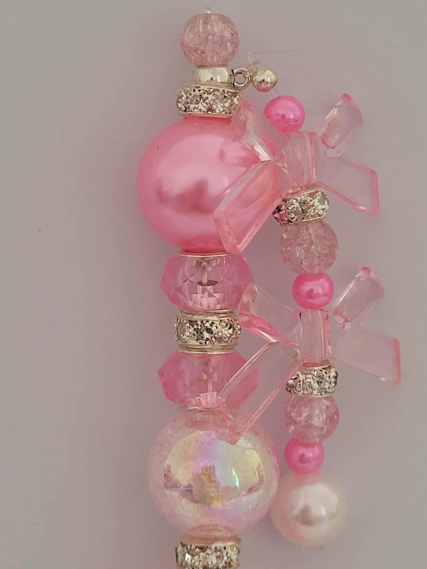 “Sugar Sparkle bubblegum Roach Clip”