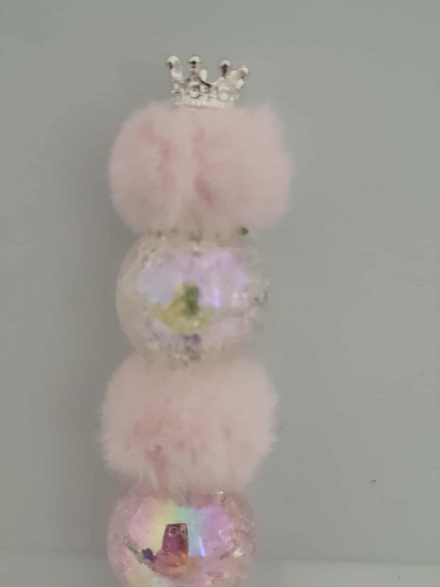 “Pretty Puff Princess Roach Clip”