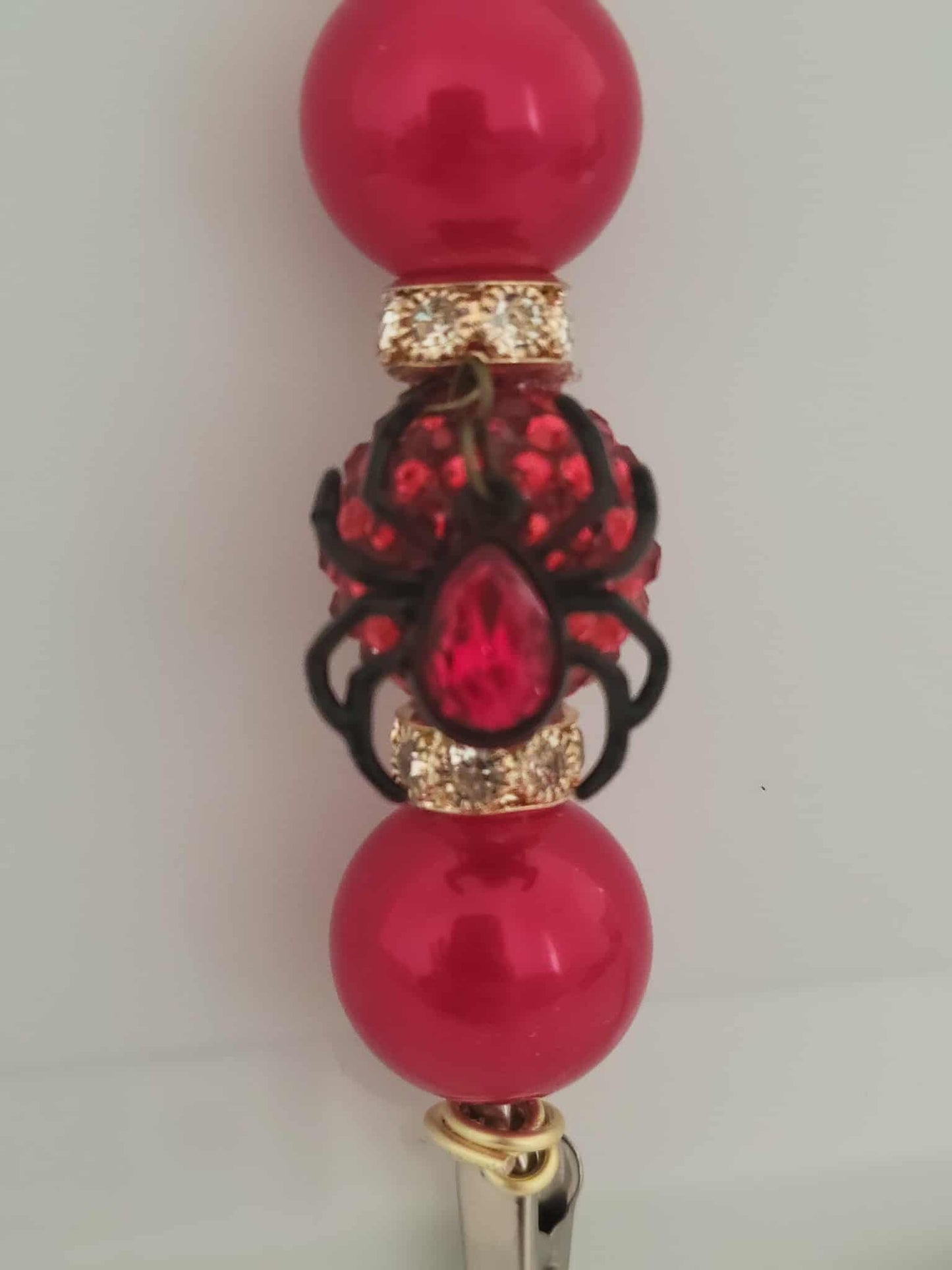Crimson Widow Joint Clip