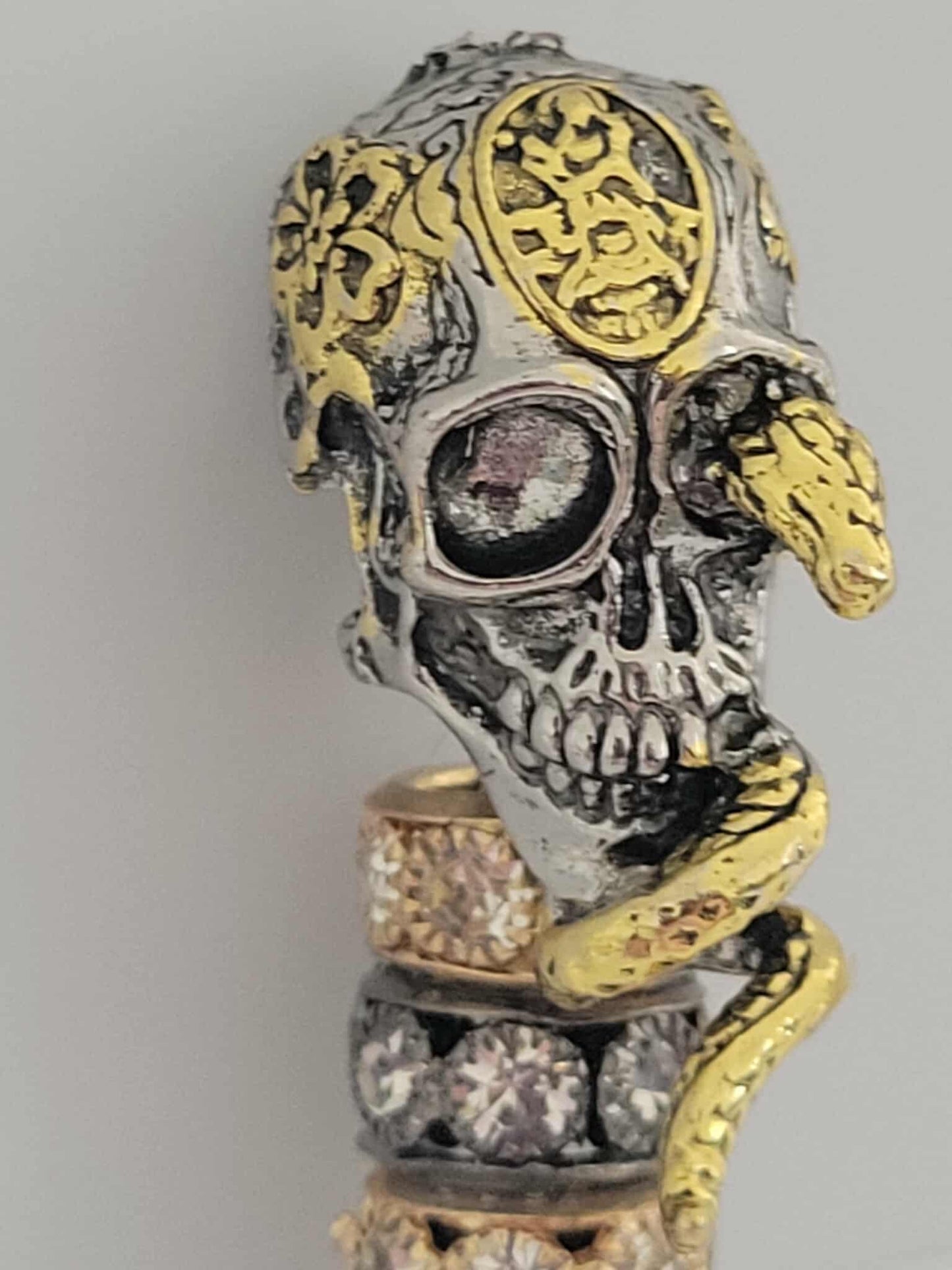 “Venom & Vice” Roach Clip