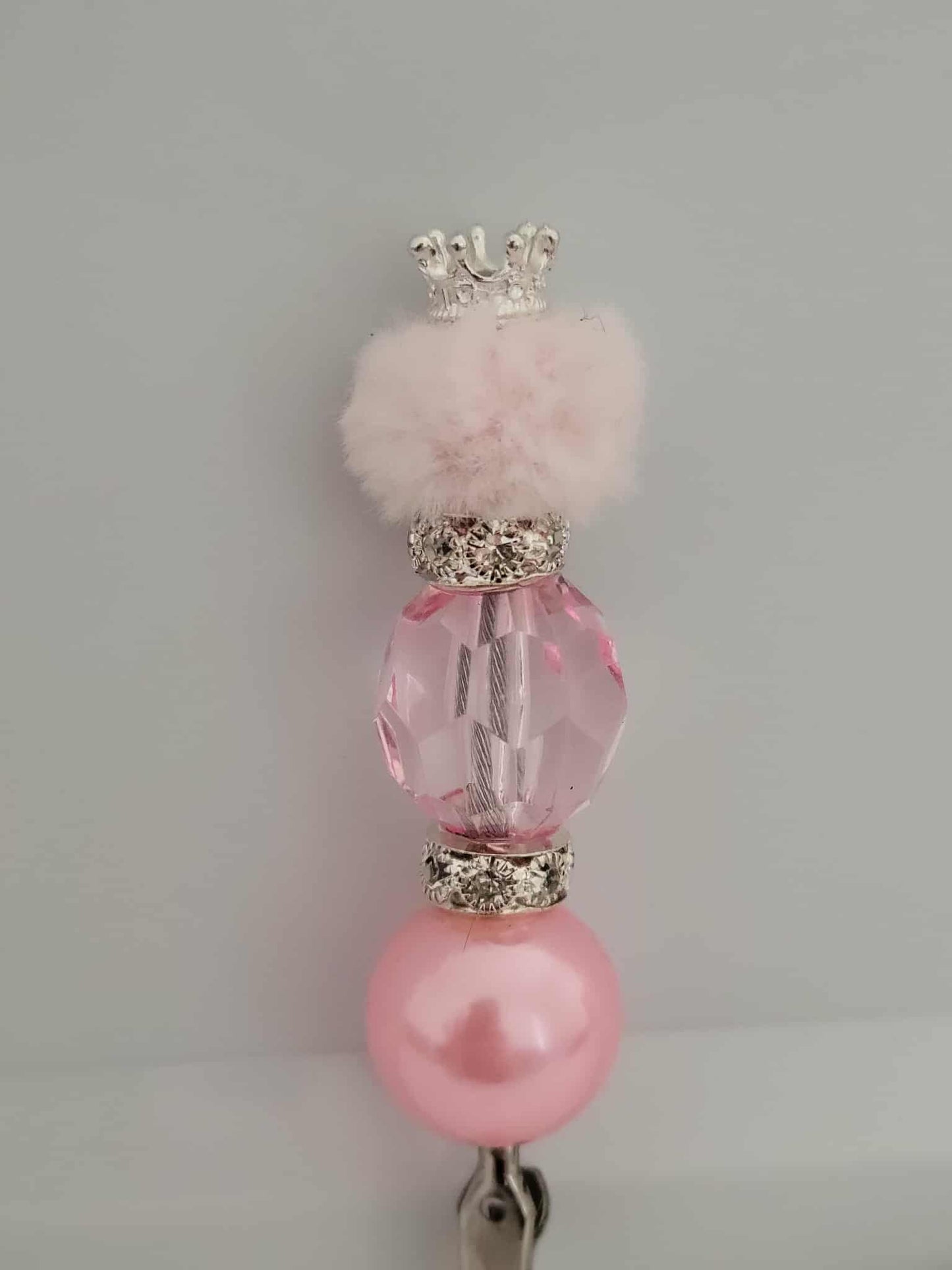 “Pink Pearl Puff Queen Roach Clip”