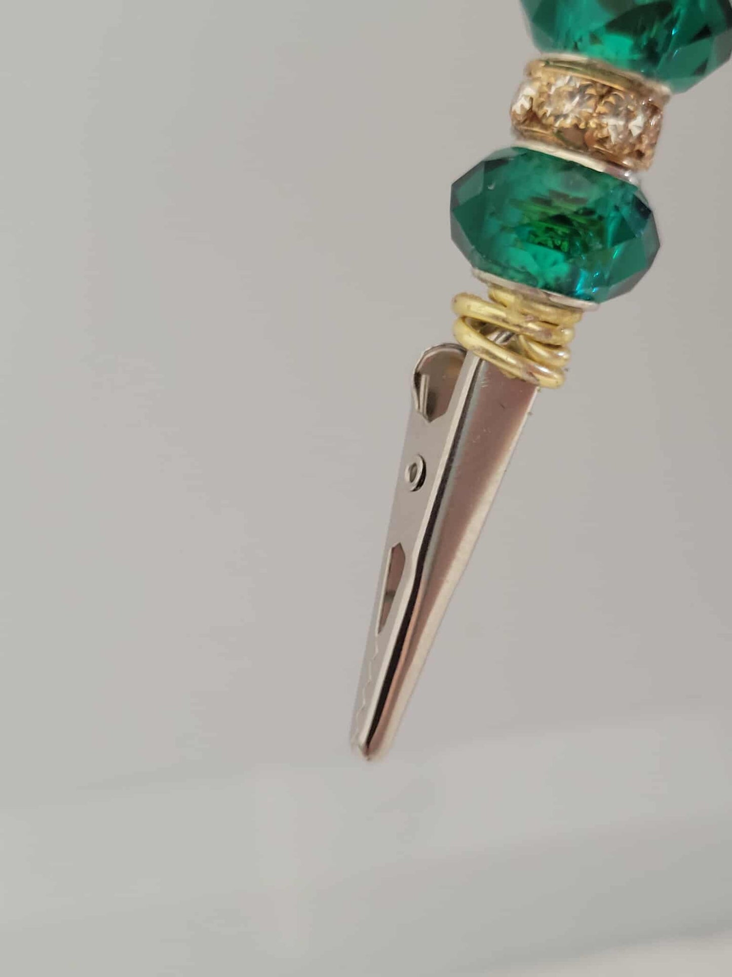 Emerald High & Wise Owl Roach Clip - Emerald Joint Holder