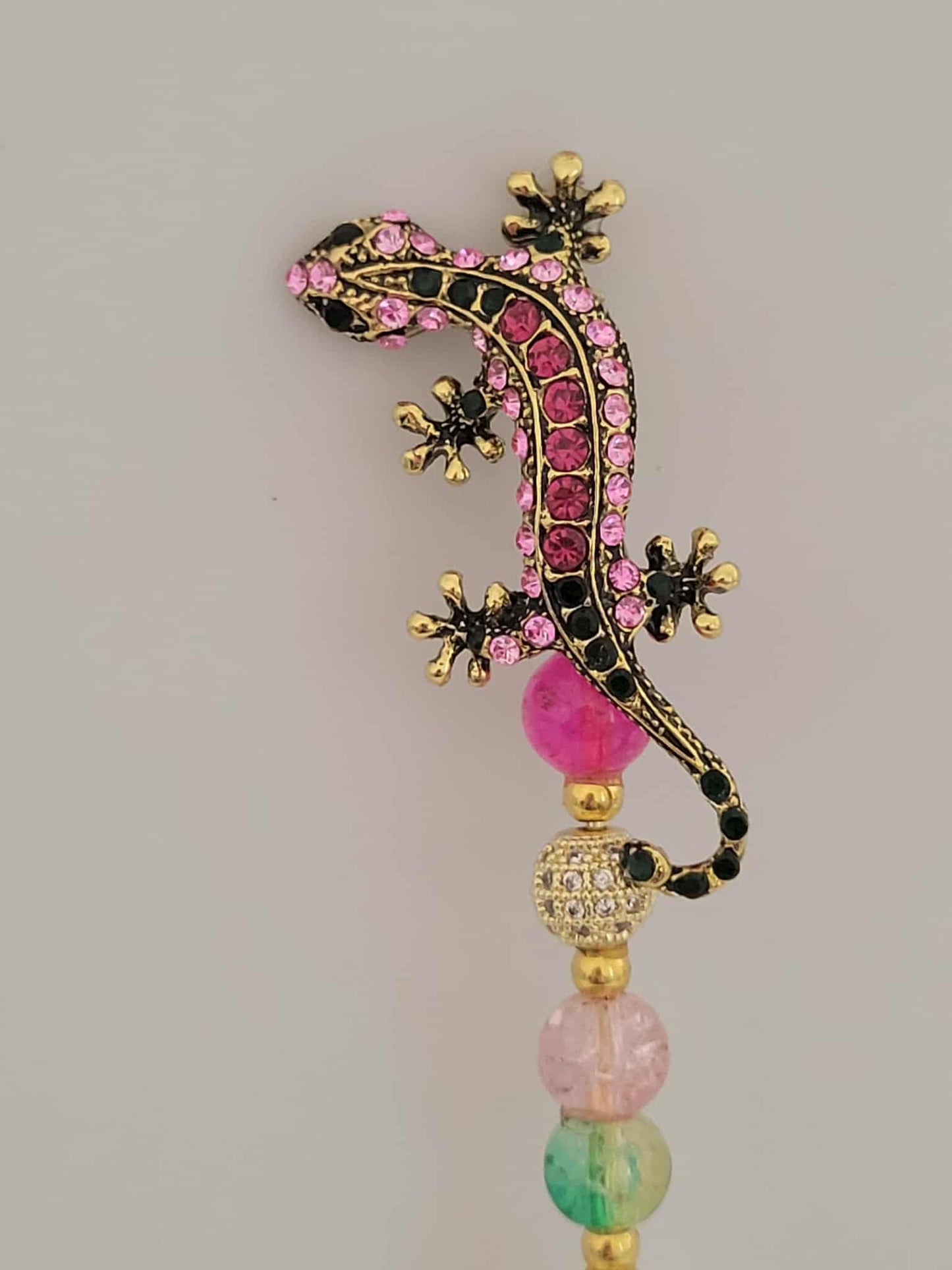 "Pink Lounge Lizard Roach Clip"