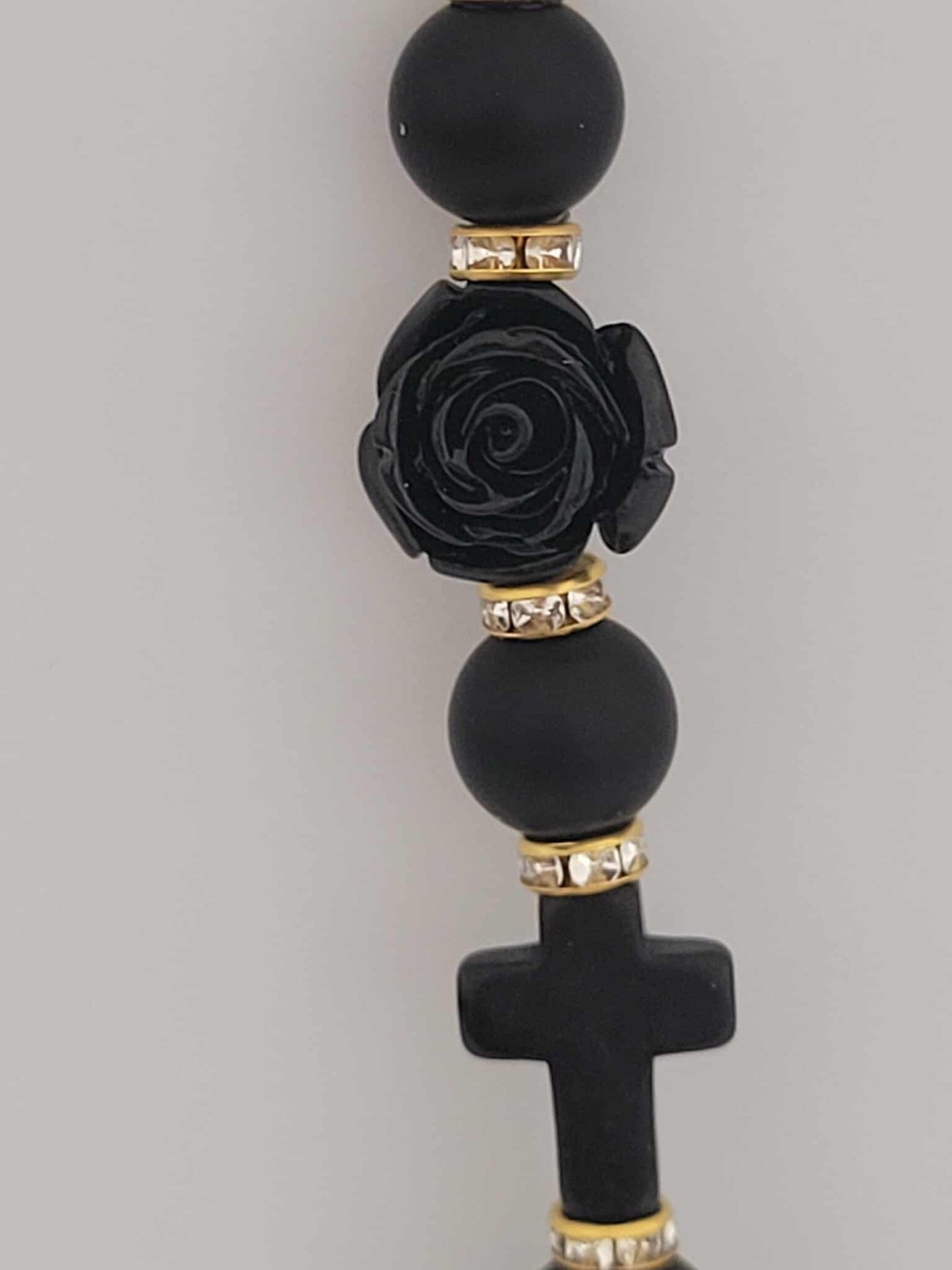 Midnight Rosary Roach Clip