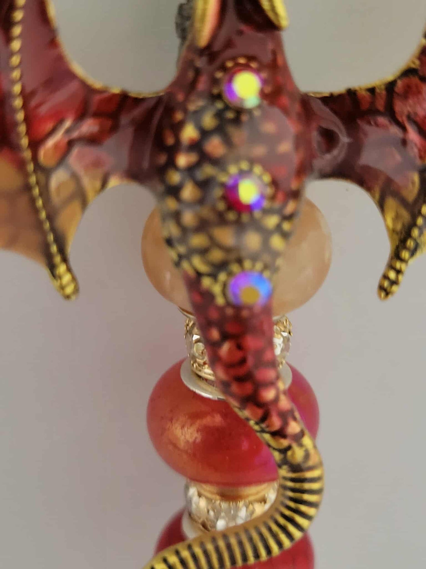 Blaze Breather Beaded Roach Clip – Crimson Dragon Edition
