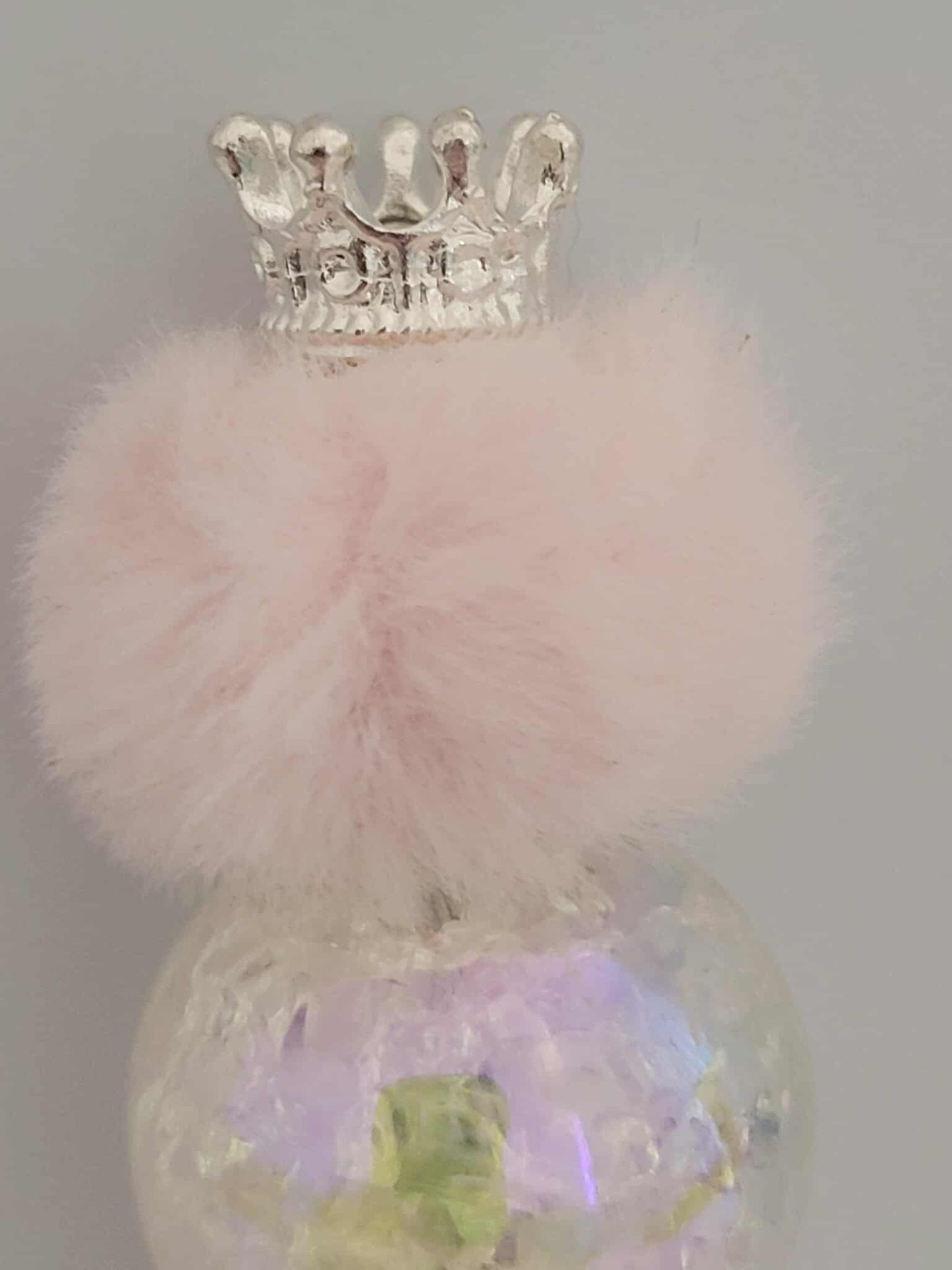 “Pretty Puff Princess Roach Clip”