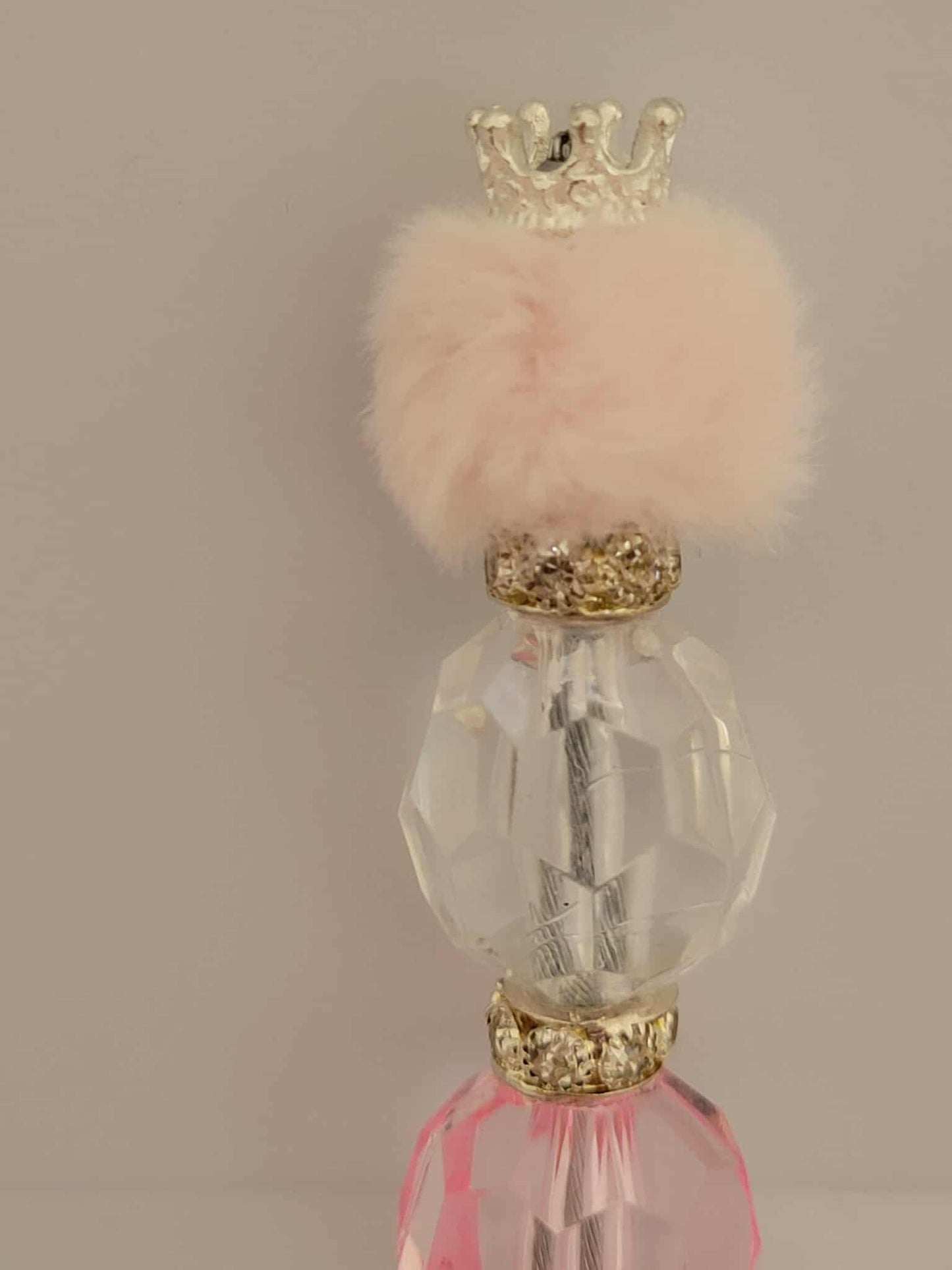 “Sugar Puff Princess Roach Clip”