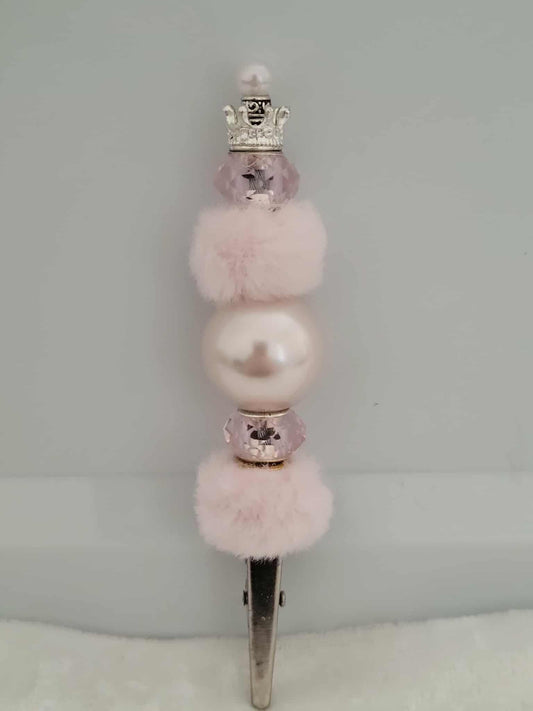 “Royal Pearl Puff Roach Clip”
